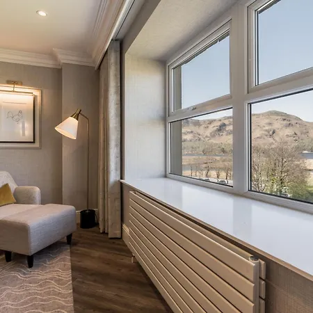 Hotel Lodore Falls & Borrowdale Valley