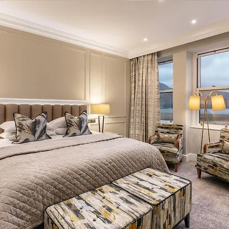 Lodore Falls & Hotel 4*