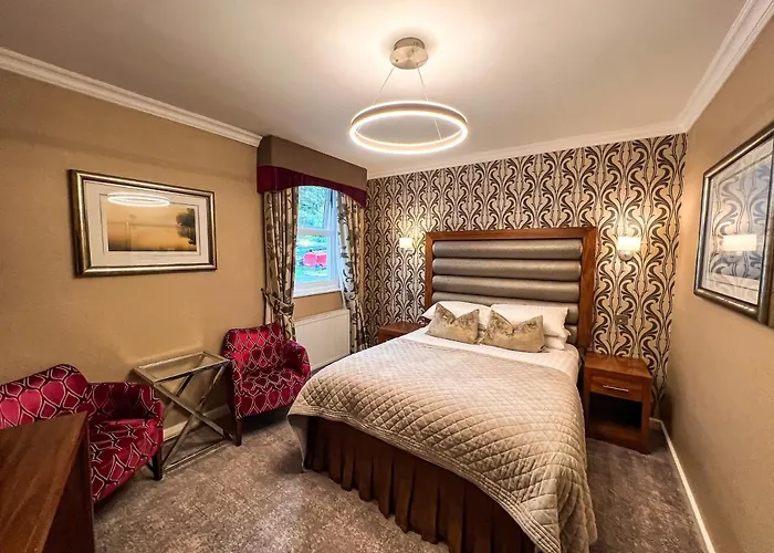 Hotel Lodore Falls &