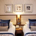Lodore Falls & 4* Borrowdale Valley