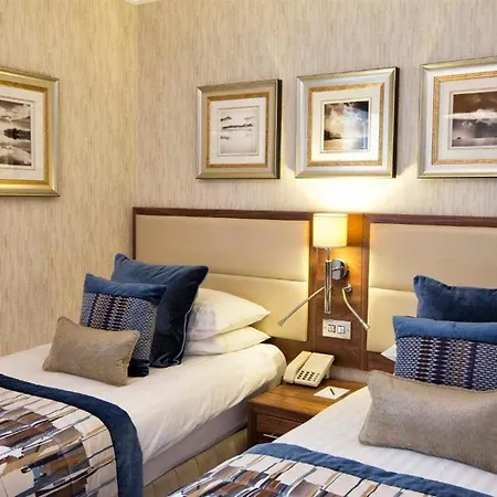 Lodore Falls & Borrowdale Valley