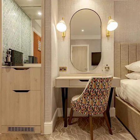 Hotel Lodore Falls & Borrowdale Valley