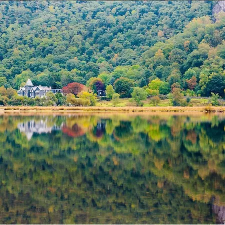 Lodore Falls & 4* Borrowdale Valley