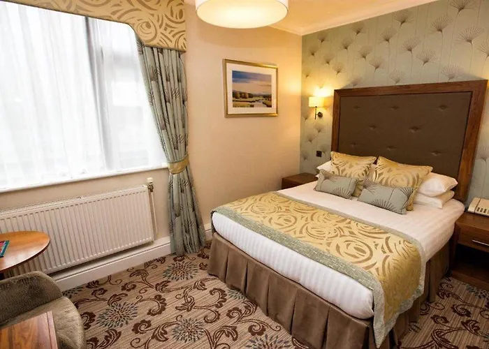 Lodore Falls & Hotel Borrowdale Valley