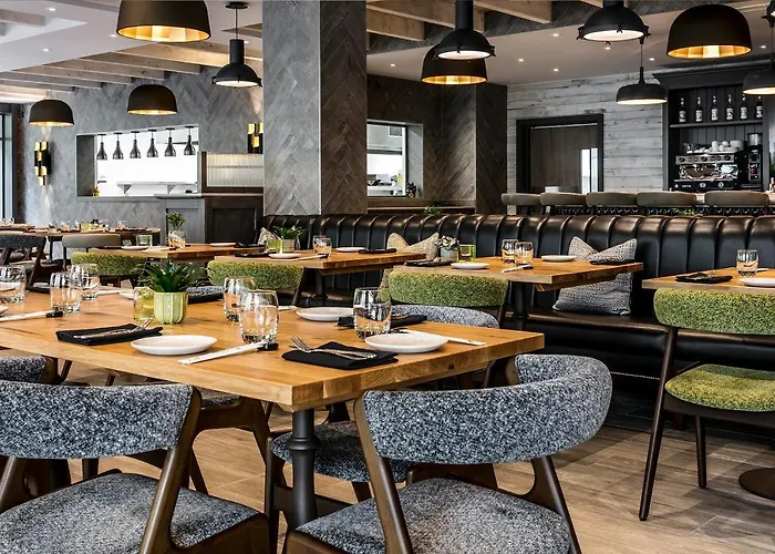 Lodore Falls & Hotel 4*